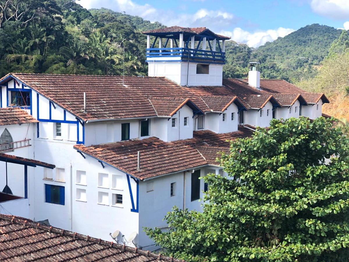 Hotel Fazenda Santa Barbara エンジェニェイロ・パウロ・デ・フロンチン エクステリア 写真