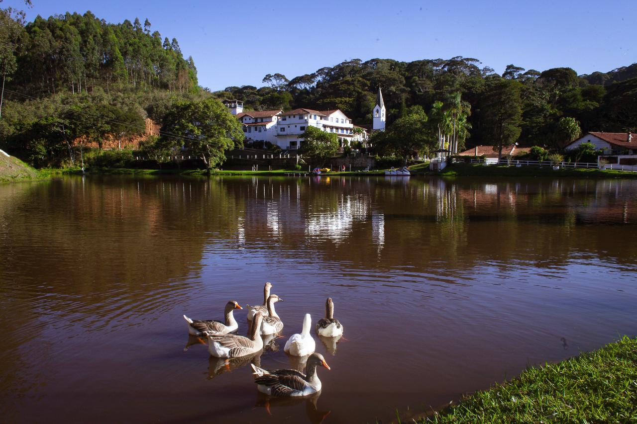 Hotel Fazenda Santa Barbara エンジェニェイロ・パウロ・デ・フロンチン エクステリア 写真